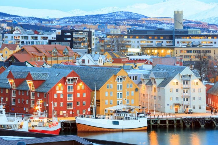 The Perfect 2, 3 or 4 Days in Tromso Itinerary - The World Was Here First