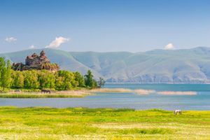 The Ultimate Armenia Itinerary: 5 to 7 Days (or More!) - The World Was ...