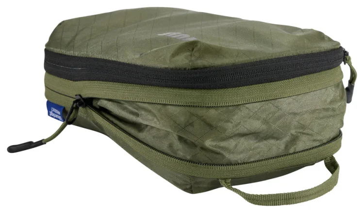 Thule Small Compression Packing Cube - Soft Green (26x18x11cm) - Flat 2